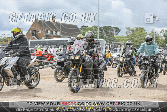 PP2605-2869_LOGO_ON_PHOTO
