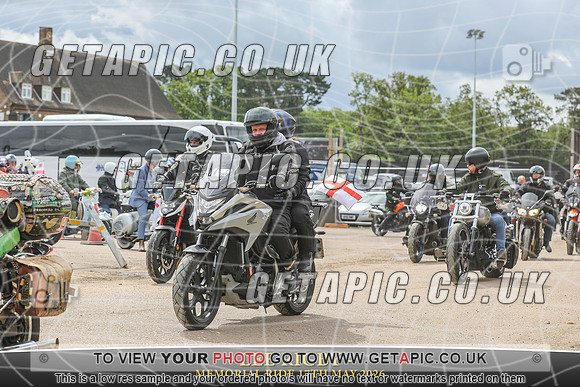 PP2605-2889_LOGO_ON_PHOTO