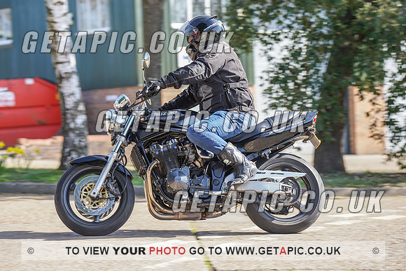 RS2203_6058