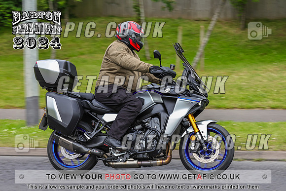 PR2407-9244_LOGO_ON_PHOTO