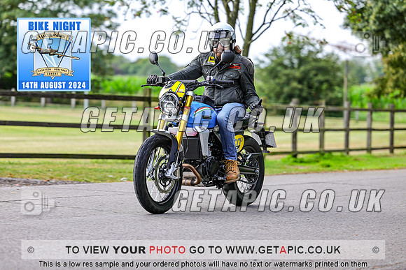 PR2408-07698_LOGO_ON_PHOTO