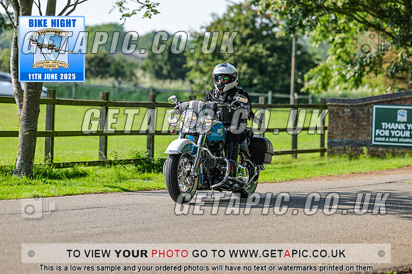 PR2506-01807_LOGO_ON_PHOTO
