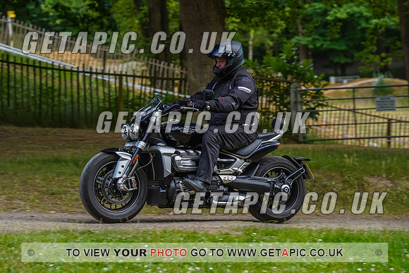 RS2207_1524