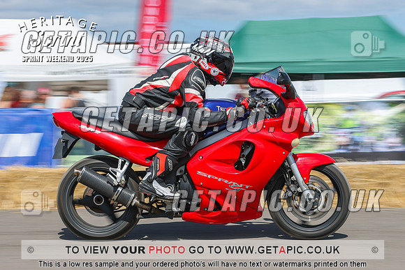 GP2508-3999-C_LOGO_ON_PHOTO