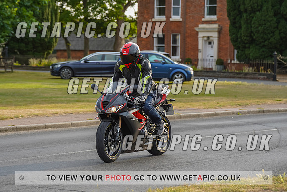 RS2207_8691