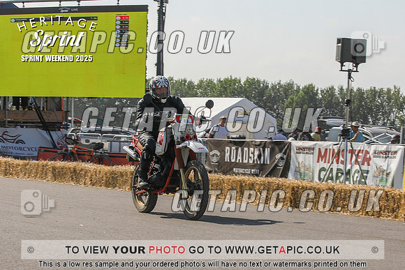 PP2508-4337_LOGO_ON_PHOTO