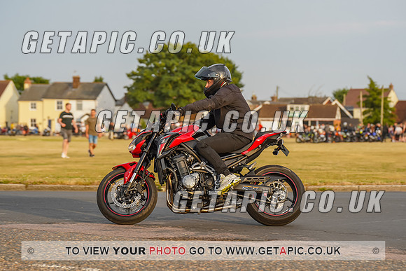 RS2207_9198