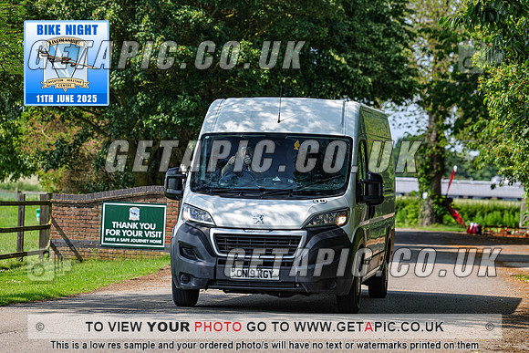 PR2506-00022_LOGO_ON_PHOTO