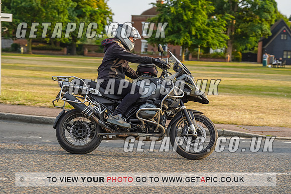 RS2207_8981