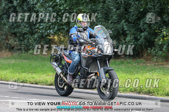 GP2508-2706-C_LOGO_ON_PHOTO
