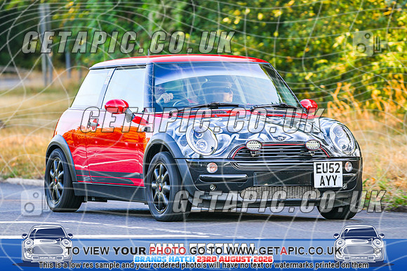 SJ2608-914_LOGO_ON_PHOTO