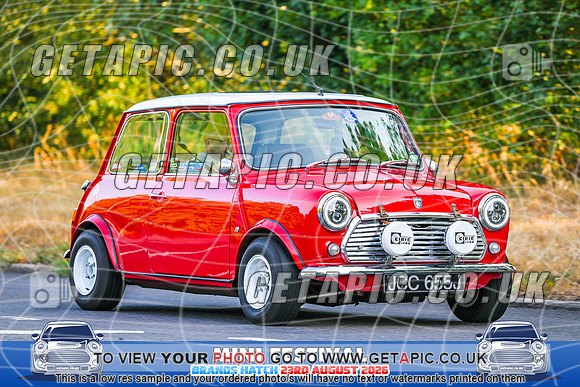 SJ2608-921_LOGO_ON_PHOTO