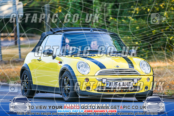 SJ2608-947_LOGO_ON_PHOTO
