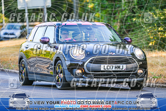 SJ2608-1250_LOGO_ON_PHOTO