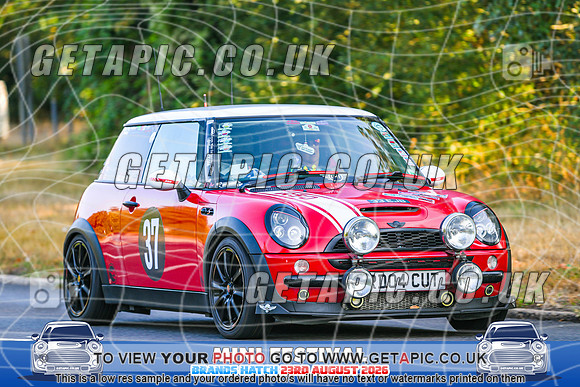 SJ2608-1255_LOGO_ON_PHOTO