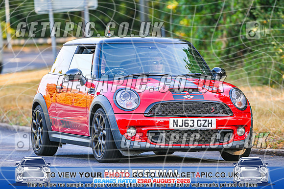 SJ2608-1258_LOGO_ON_PHOTO