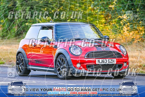 SJ2608-1261_LOGO_ON_PHOTO