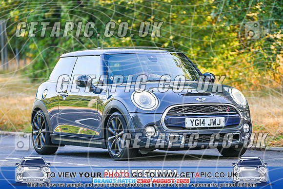 SJ2608-1263_LOGO_ON_PHOTO