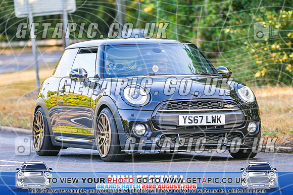 SJ2608-1265_LOGO_ON_PHOTO