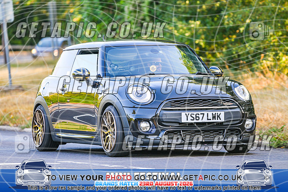 SJ2608-1266_LOGO_ON_PHOTO