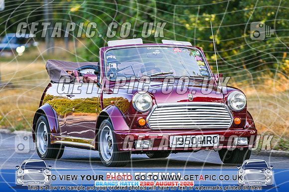 SJ2608-1277_LOGO_ON_PHOTO
