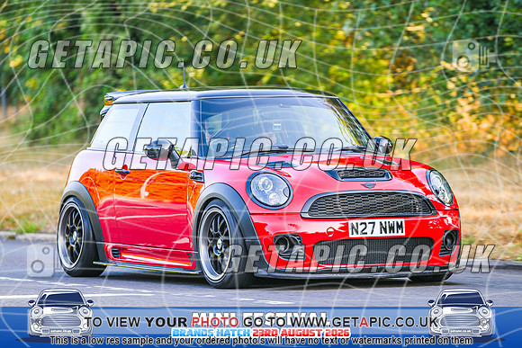 SJ2608-1294_LOGO_ON_PHOTO