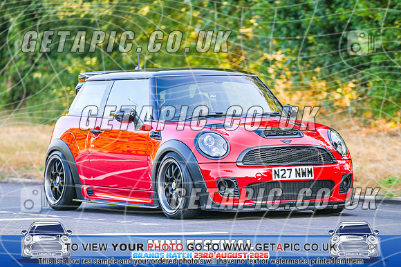 SJ2608-1295_LOGO_ON_PHOTO