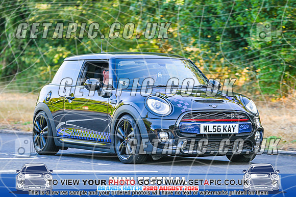 SJ2608-1458_LOGO_ON_PHOTO