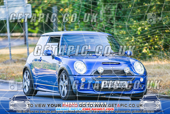 SJ2608-1463_LOGO_ON_PHOTO