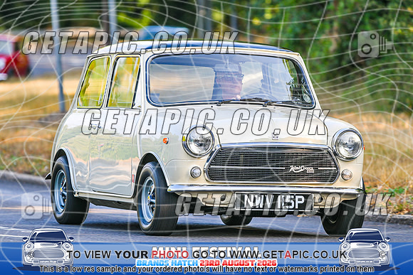 SJ2608-1472_LOGO_ON_PHOTO