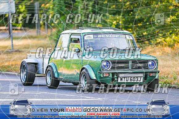 SJ2608-1489_LOGO_ON_PHOTO