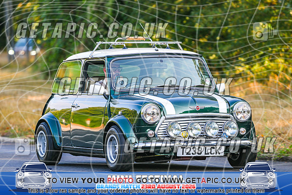 SJ2608-1495_LOGO_ON_PHOTO