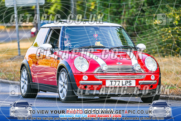 SJ2608-1511_LOGO_ON_PHOTO