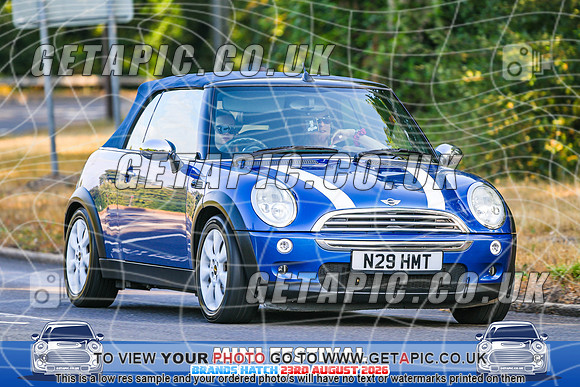 SJ2608-1515_LOGO_ON_PHOTO