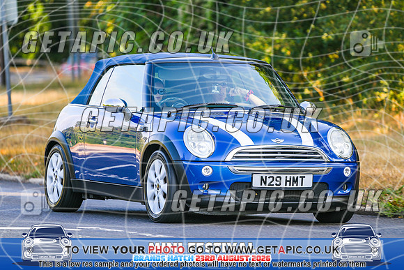 SJ2608-1516_LOGO_ON_PHOTO