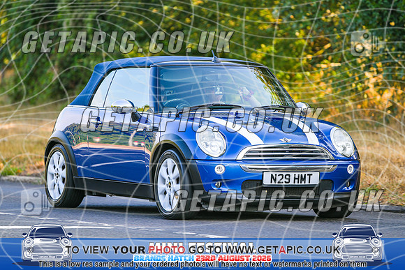 SJ2608-1517_LOGO_ON_PHOTO