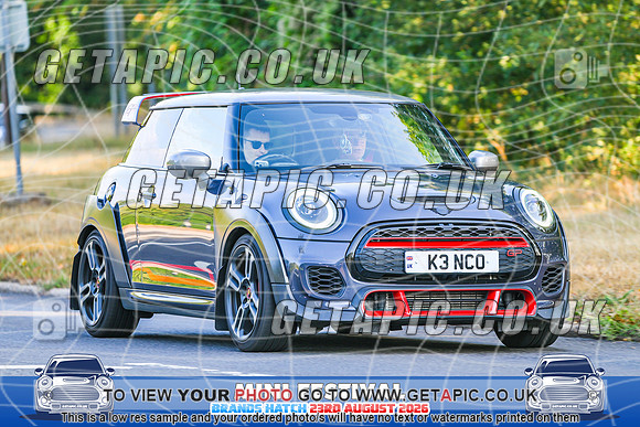 SJ2608-1528_LOGO_ON_PHOTO