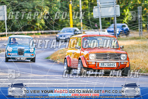 SJ2608-1533_LOGO_ON_PHOTO