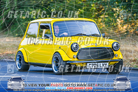 SJ2608-1543_LOGO_ON_PHOTO