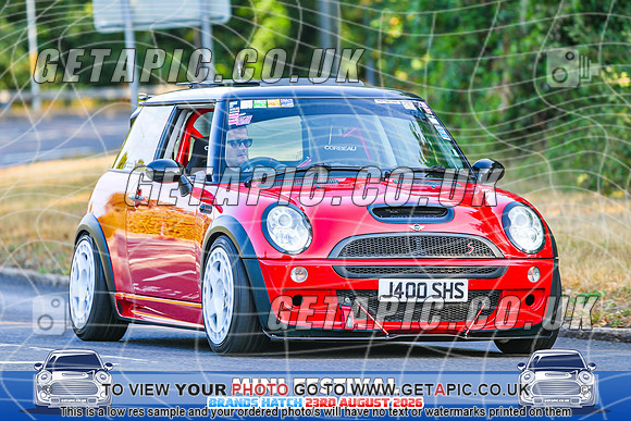 SJ2608-1545_LOGO_ON_PHOTO