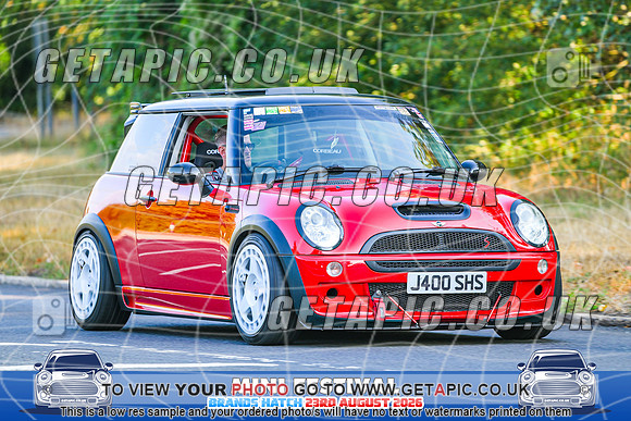 SJ2608-1546_LOGO_ON_PHOTO