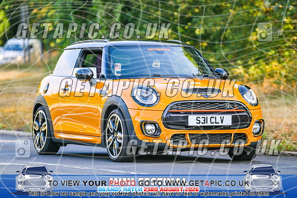 SJ2608-1551_LOGO_ON_PHOTO