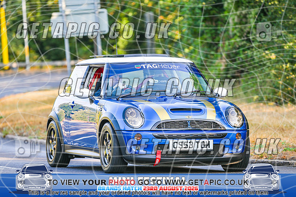 SJ2608-1566_LOGO_ON_PHOTO