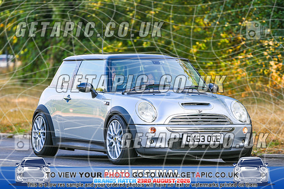 SJ2608-1576_LOGO_ON_PHOTO