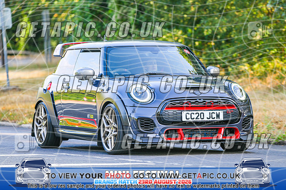 SJ2608-1587_LOGO_ON_PHOTO