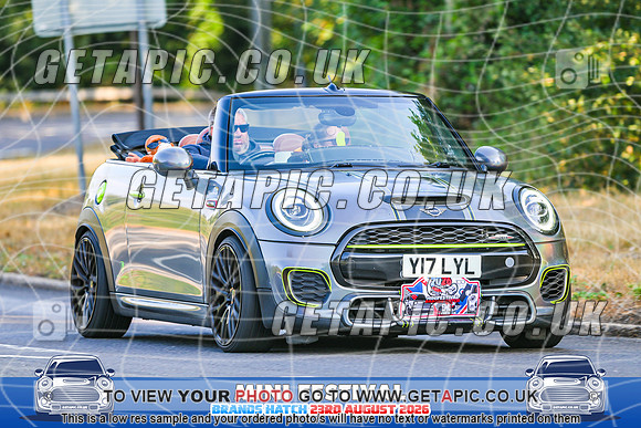 SJ2608-1589_LOGO_ON_PHOTO