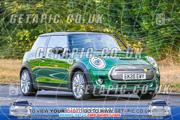 SJ2608-1605_LOGO_ON_PHOTO