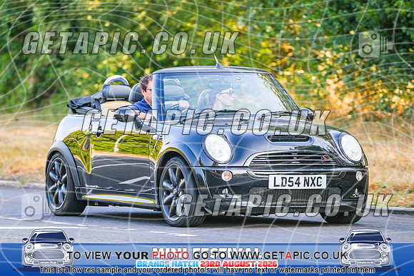 SJ2608-1606_LOGO_ON_PHOTO