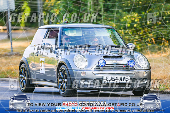 SJ2608-1613_LOGO_ON_PHOTO