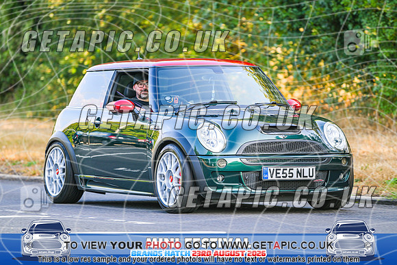 SJ2608-1612_LOGO_ON_PHOTO